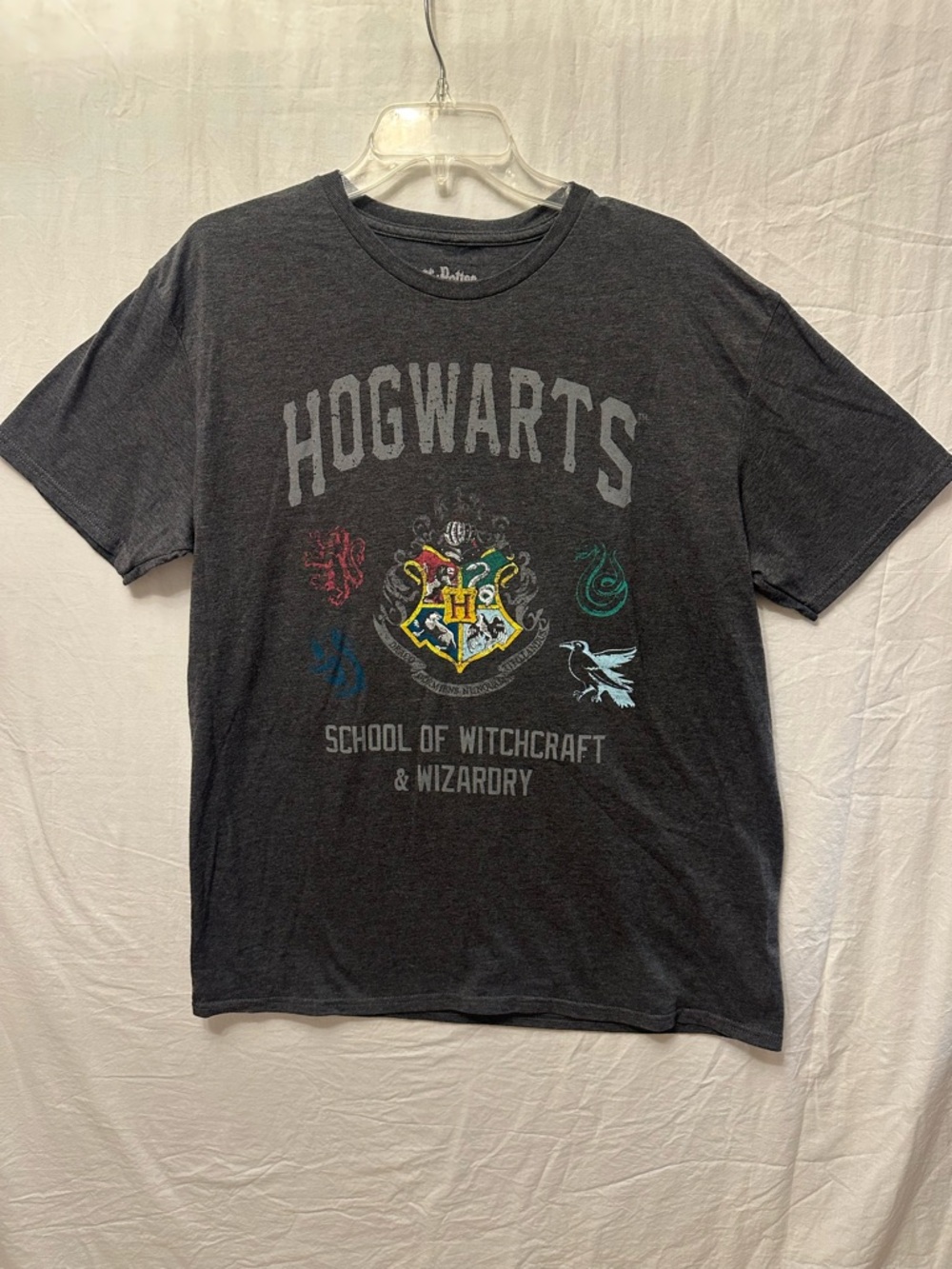 Harry Potter Hogwarts School of Witchcraft & Wizardry Graphic Tee XL